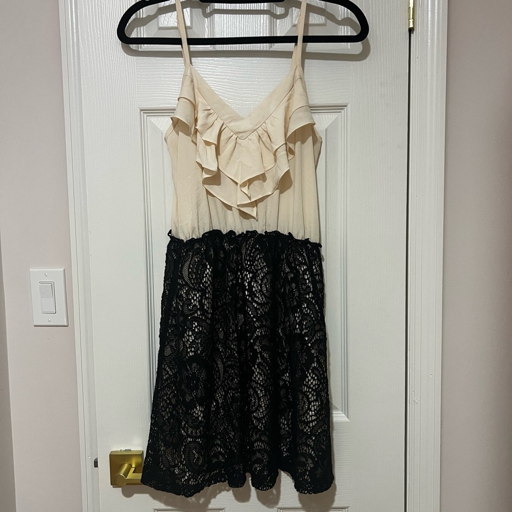 Lush Cream and Black Ruffle Lace M Dress